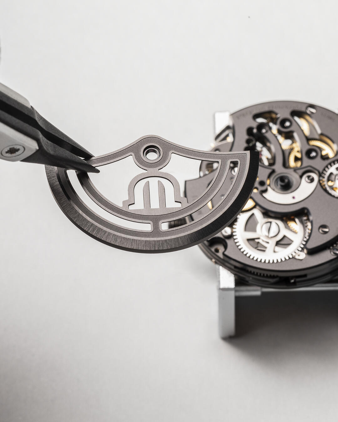 Philipsセーフライド ペデリック （6V～48V対応）原付バイクより