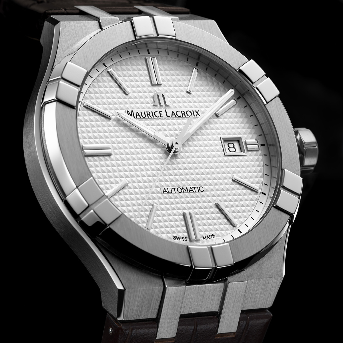 Steel, silver color, index rhodied AIKON AUTOMATIC DATE 42MM