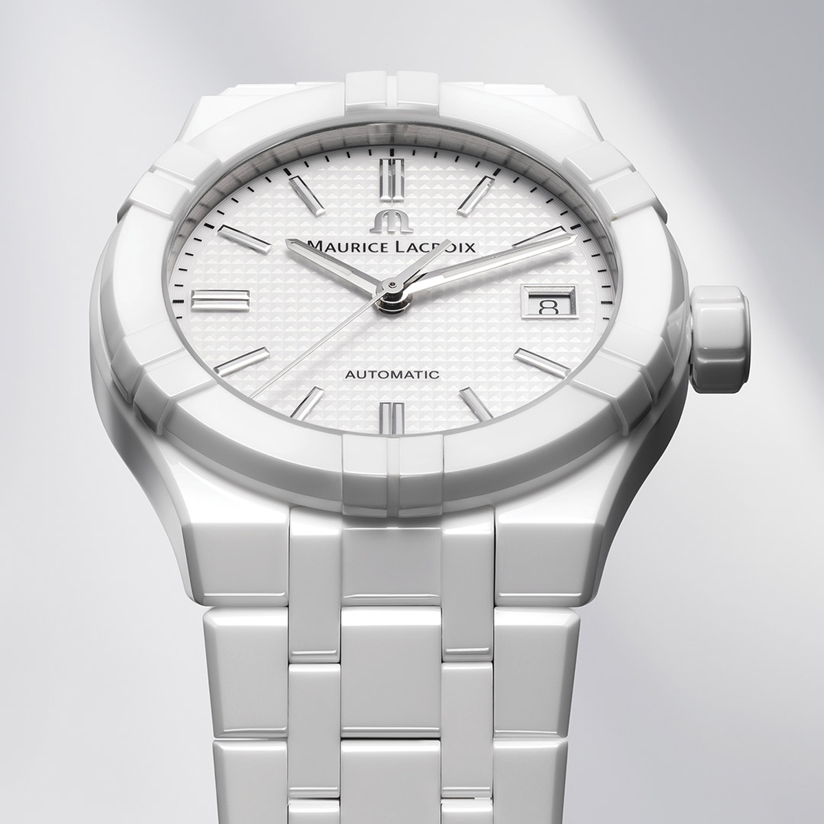 CERAMIC WHITE, WHITE, INDEX RHODIED AIKON AUTOMATIC CERAMIC 39MM