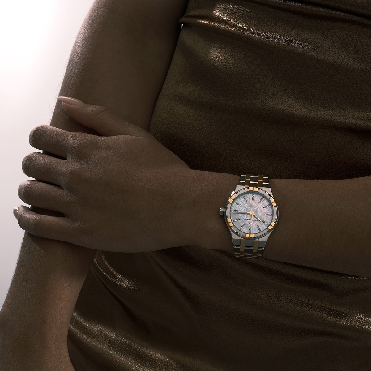 BICO SS/PVD 4N, MOP white, index 4N AIKON QUARTZ DATE 35MM