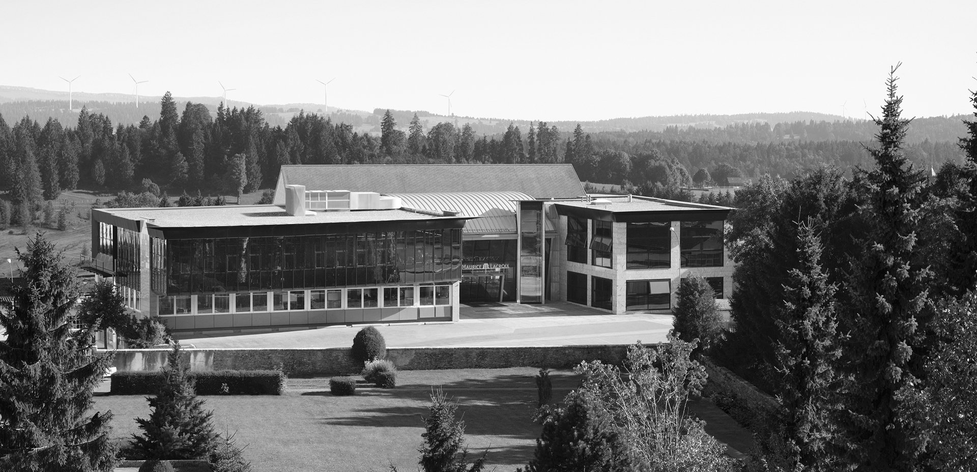 ติดต่อเรา